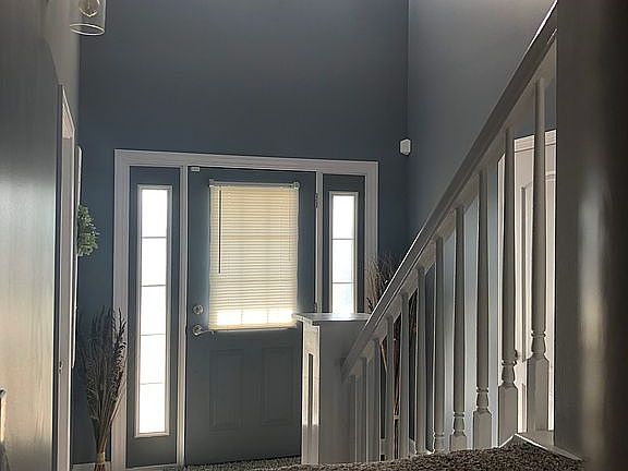 4th image of 2818 Sunrise Ln