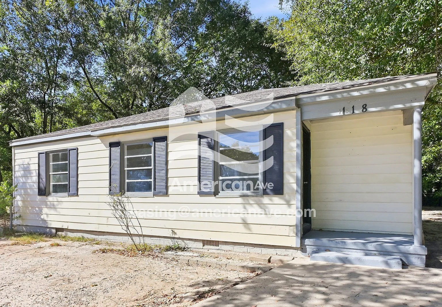 3 bed, 2.0 bath, 995 sqft, $997 — Photo 3