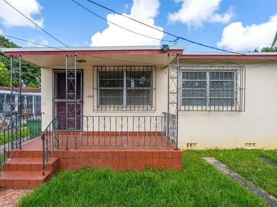 1861 NW 27th St, Miami, FL, 33142