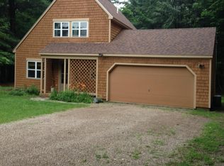 25 Bartlett Bay Rd, South Burlington, VT 05403
