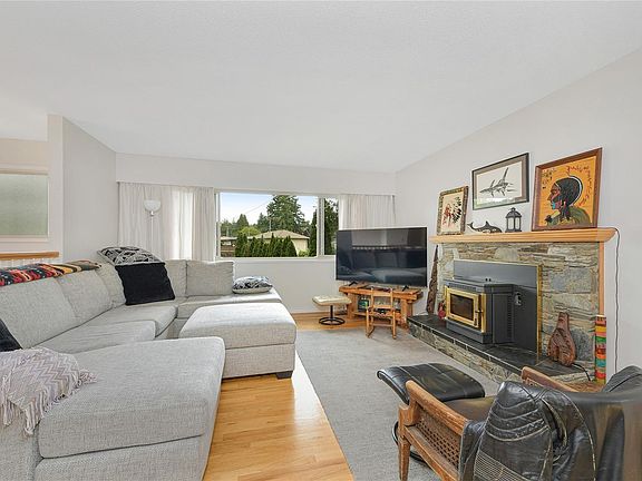 4th image of 3058 Carola Pl