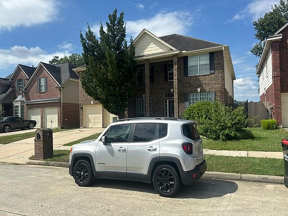 2nd image of 20735 Deauville Dr