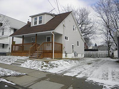 2nd image of 2283 14th St SW