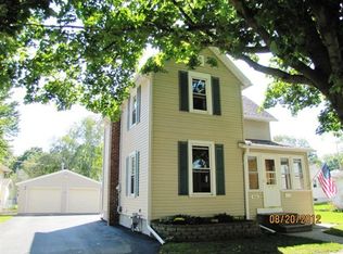 406 Edward St, Fort Atkinson, WI 53538