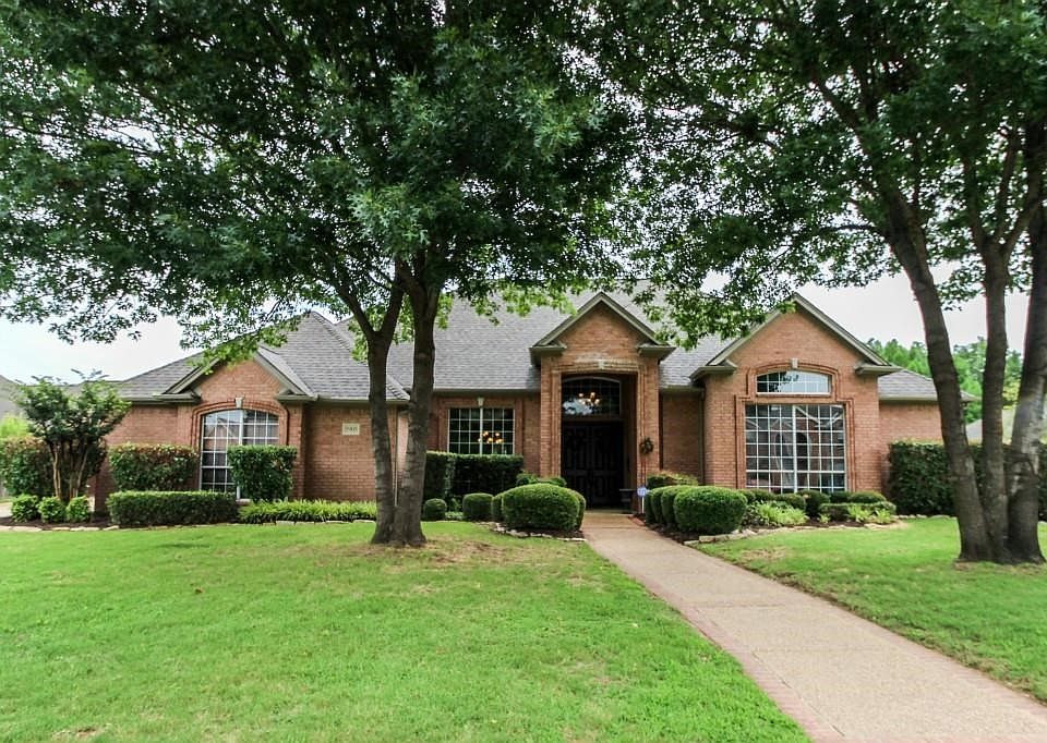 1st image of 5905 Highland Hills Ln