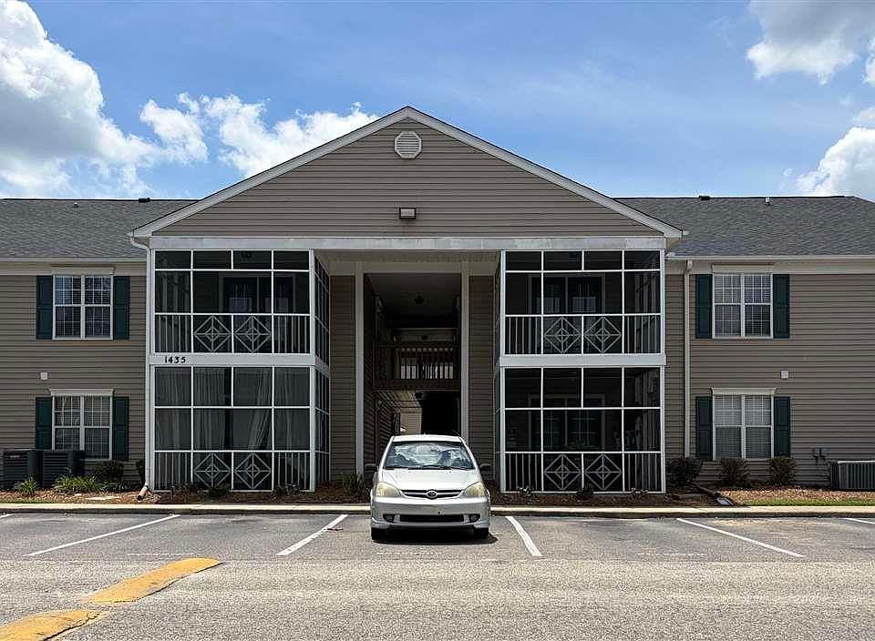 1st image of 1435 Golf Terrace Blvd #6