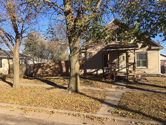 2nd image of 210 Sheridan Ave