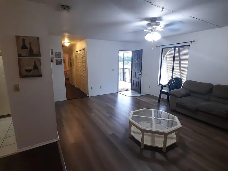 1004 SE 8th St #2 — Photo 63