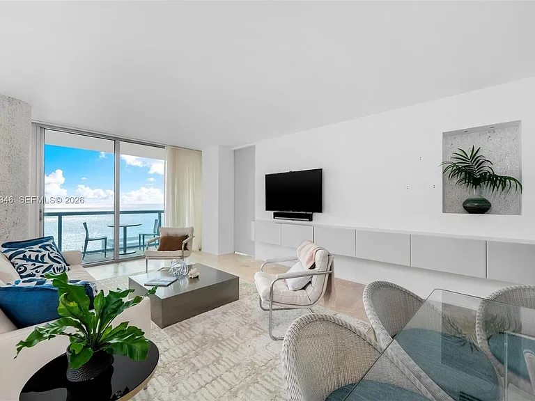 6799 Collins Ave #902 — Photo 5
