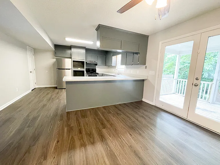 1511 Kathleen Dr — Photo 8