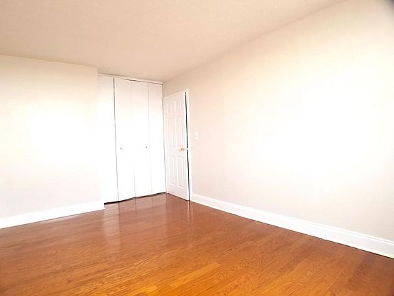 5th image of 3333 Broadway APT D19h