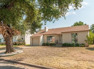 6702 Kenwell St, Dallas, TX 75209