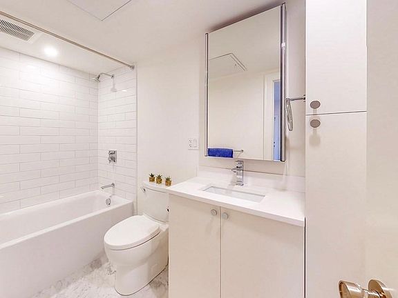 2nd image of 565 Columbus Ave Ste 1