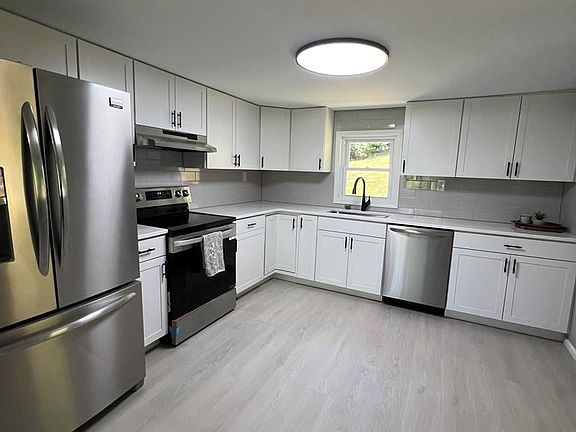 2nd image of 414 Tolbert Farm Rd