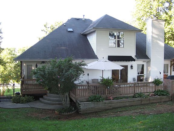 Perfect for entertaining family and friends.