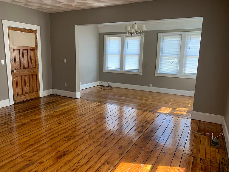 25 Arch St #1 — Photo 6
