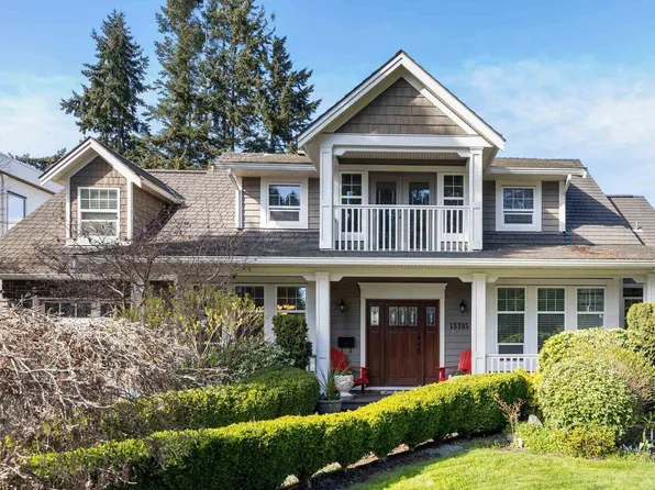 13785 Marine Dr, White Rock, BC V4B 1A3
