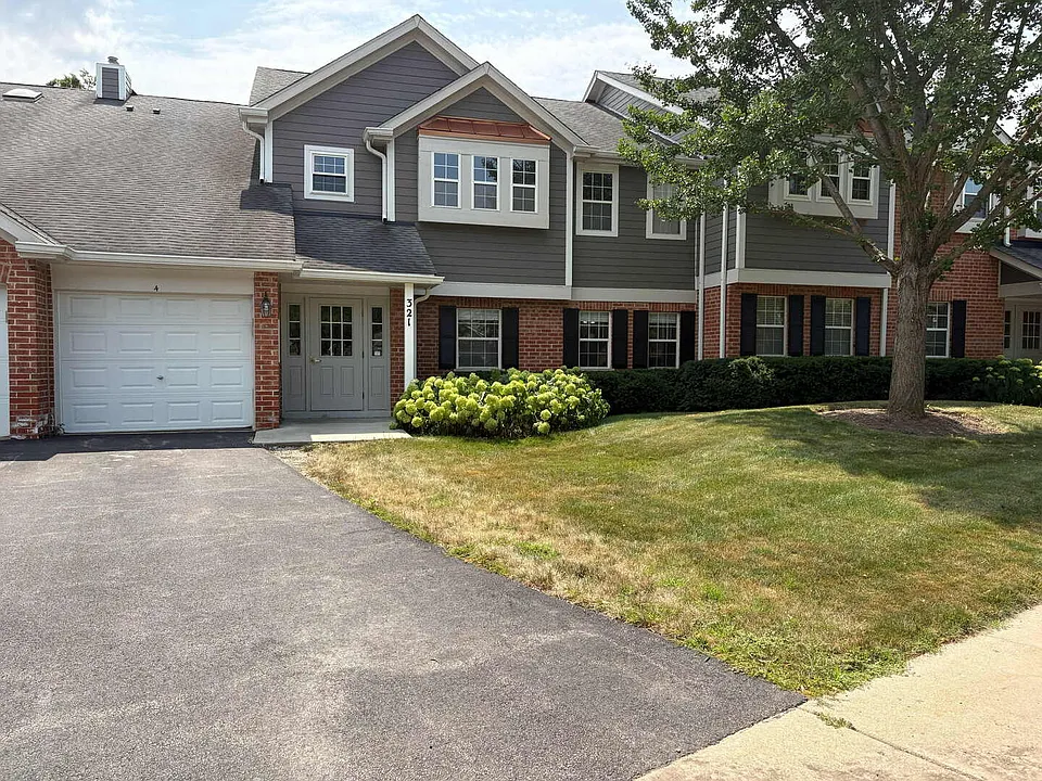 321 Charlotte Ct #3