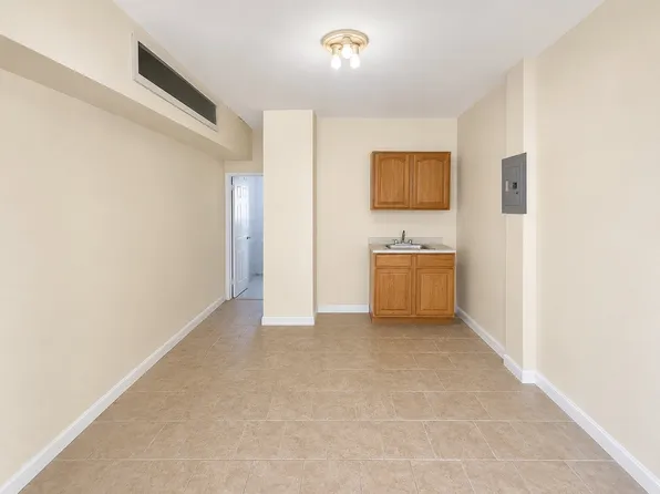 1704 Seddon St APT D, Bronx, NY 10461