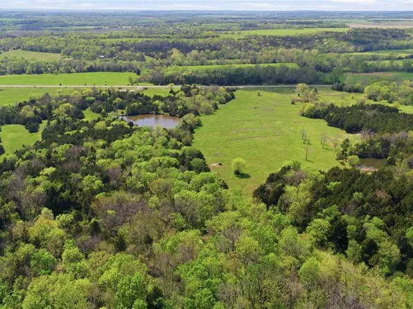 2 County Road 1077, Parker, KS 66072