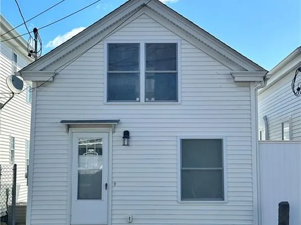 32 Mechanic Street, Stonington, CT 06379