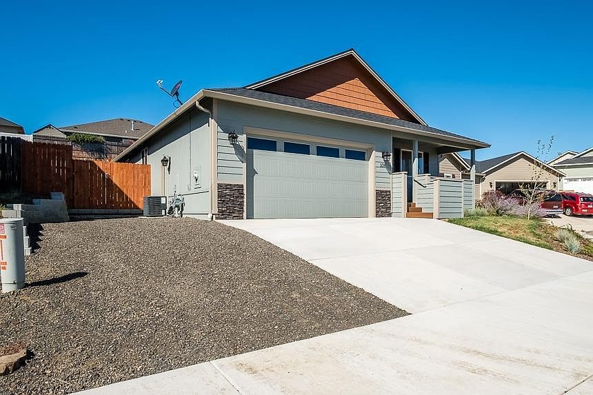 1st image of 538 N Heights Dr