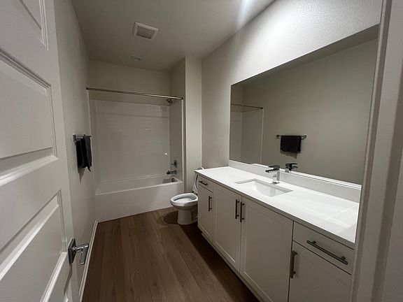 5th image of 9028 Carson Ave