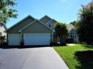 3521 N View Ln, Woodbury, MN 55125