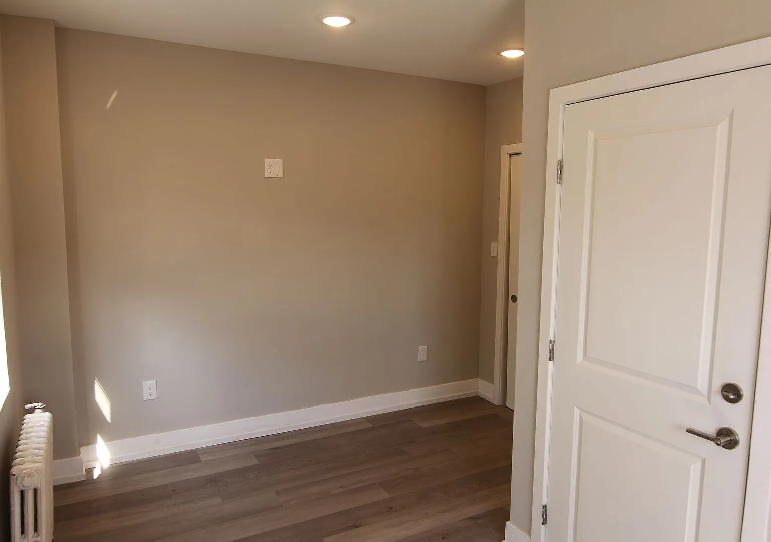 4903 Penn St — Photo 4