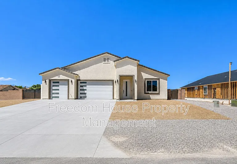 6380 Waterford St — Photo 1