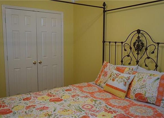 5th image of 3030 Manor Bay Ct