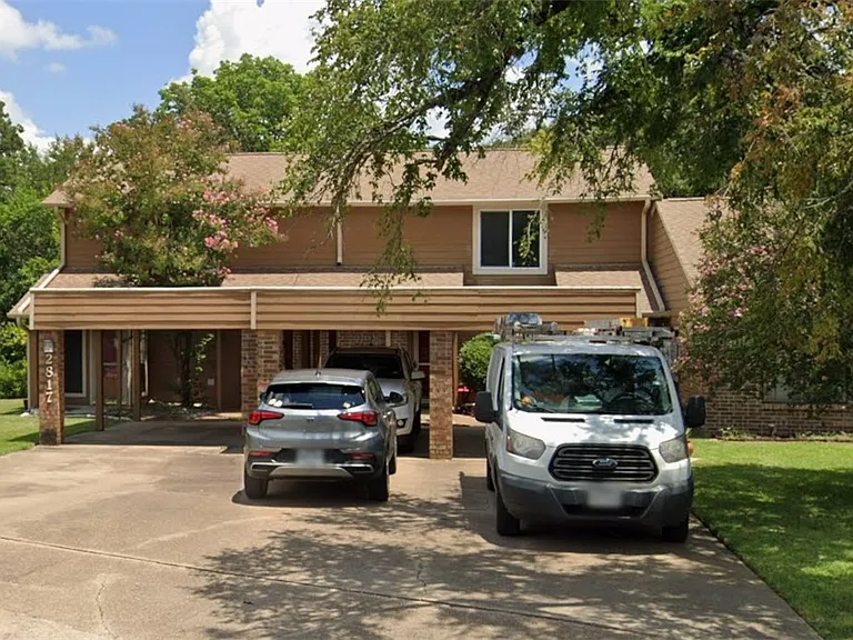 2817 Oakside Dr — Photo 1