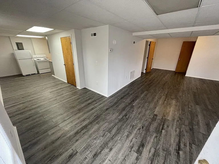901B Marilyn Dr — Photo 4