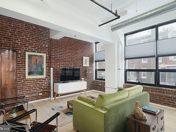 3rd image of 1714 Memphis St APT 114