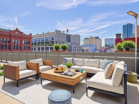 5th image of 298 Mulberry St APT 5D