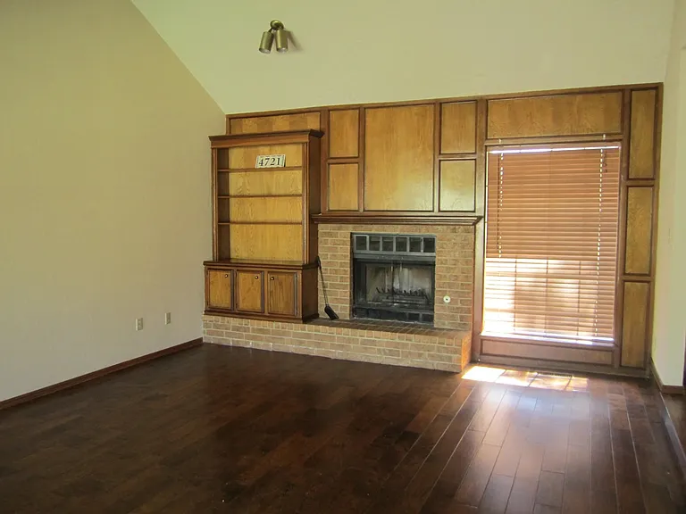 4721 Persimmon Ct — Photo 4