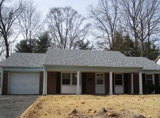 23 Essex Ln, Willingboro, NJ 08046