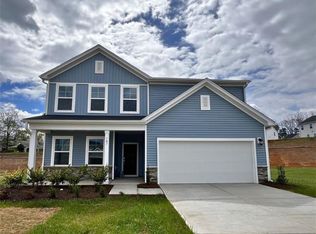 107 Cremello Dr, King, NC 27021