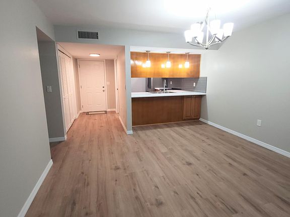 2nd image of 113 Island Way APT 244