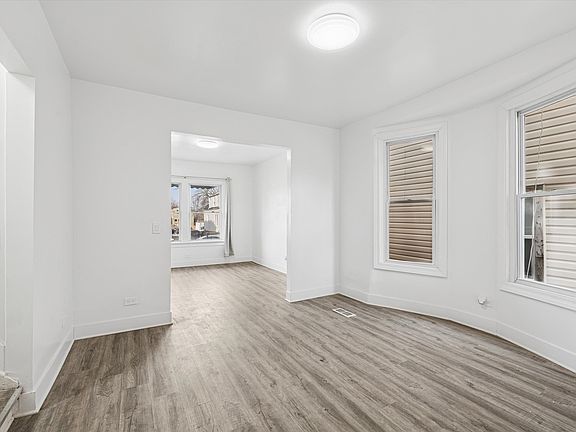 2nd image of 6843 S Carpenter St