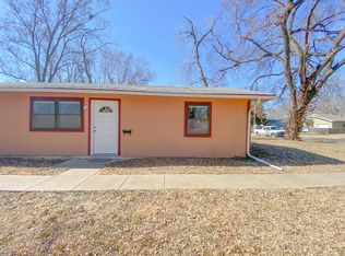 1313 Yuma St, Manhattan, KS 66502