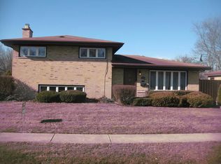 7910 W Courtland Ave, Norridge, IL 60706