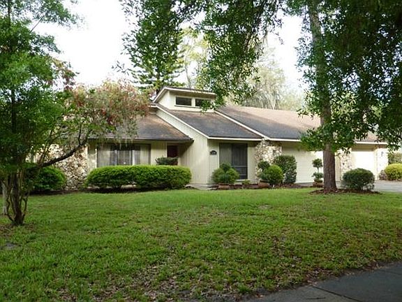 2nd image of 3846 Winderlakes Dr