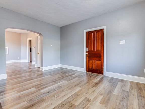 2nd image of 955 Berkshire Ave #1