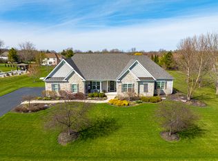40W699 Maplehurst Ln, Hampshire, IL