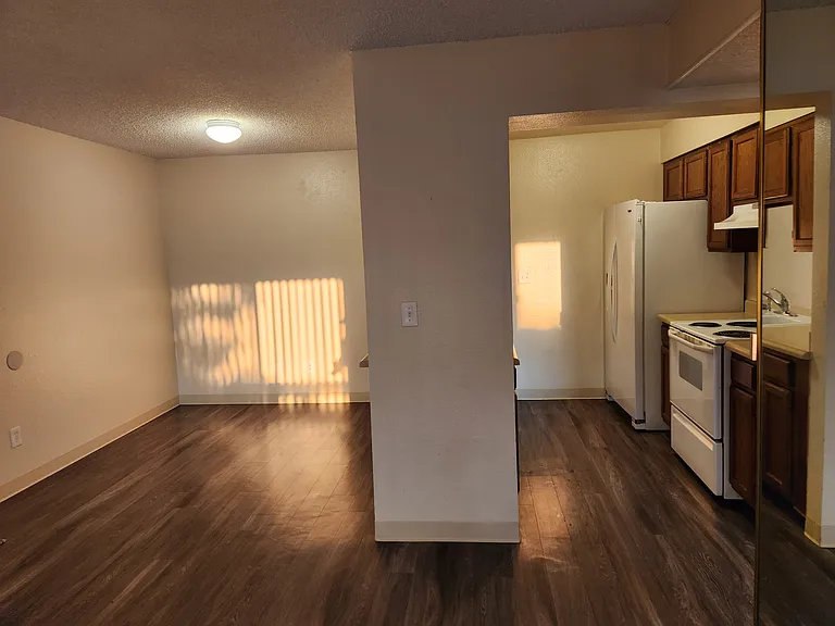 539 Wright St #306 — Photo 18