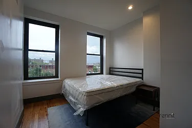 Rented by Rennit Inc.