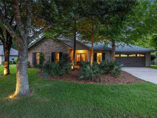 232 Ruelle Du Chene Dr, Madisonville, LA 70447