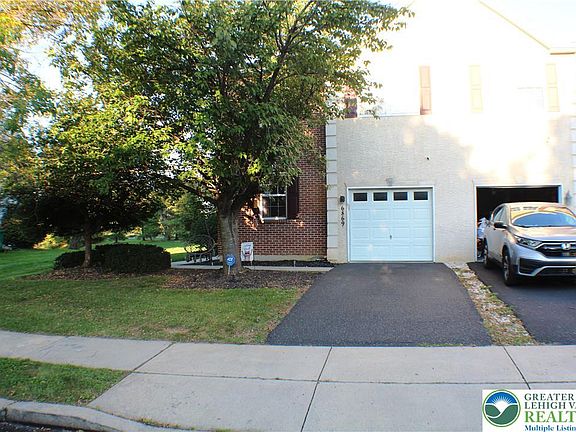 3rd image of 6869 Hunt Dr