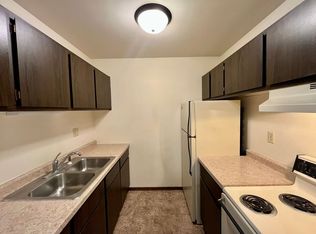 619 Laurel Ct #108, Marshfield, WI 54449